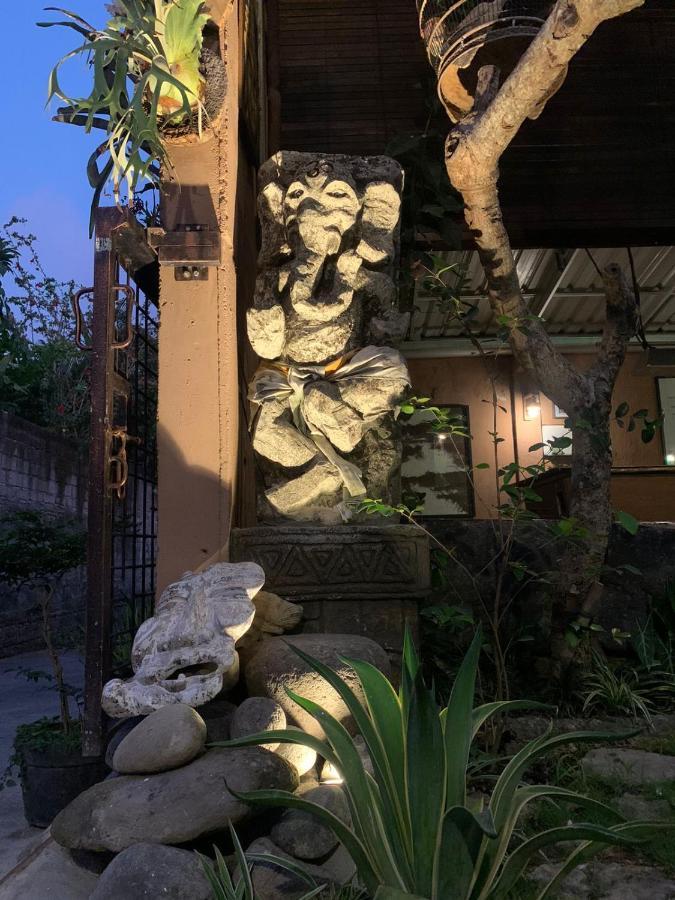 Ostello Vin Vin Ubud Esterno foto